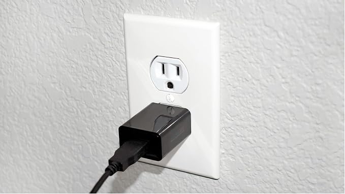 USB Charger for All Cellualr Phone - 2mAh Speed Charger with EN OutletDesigned in US
