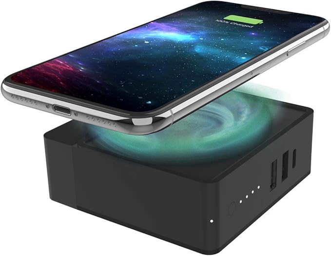 Mophie powerstation hub - Portable battery hub with foldable AC power prongs - Compatible with Qi-enabled devices, smartphones, tablets, and other USB devices - Black (401102474)