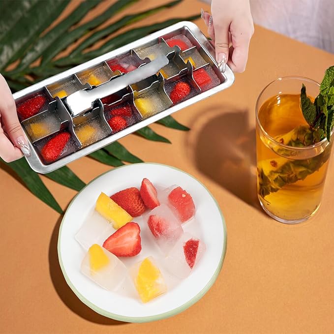 Stainless Steel Ice Cube Tray, Metal Ice Cube Trays for Freezer with Easy Release Lever, 18 Cubes Plastic Free Ice Mold for Whiskey, Cocktails & Drinks, Kitchen & Bar Use