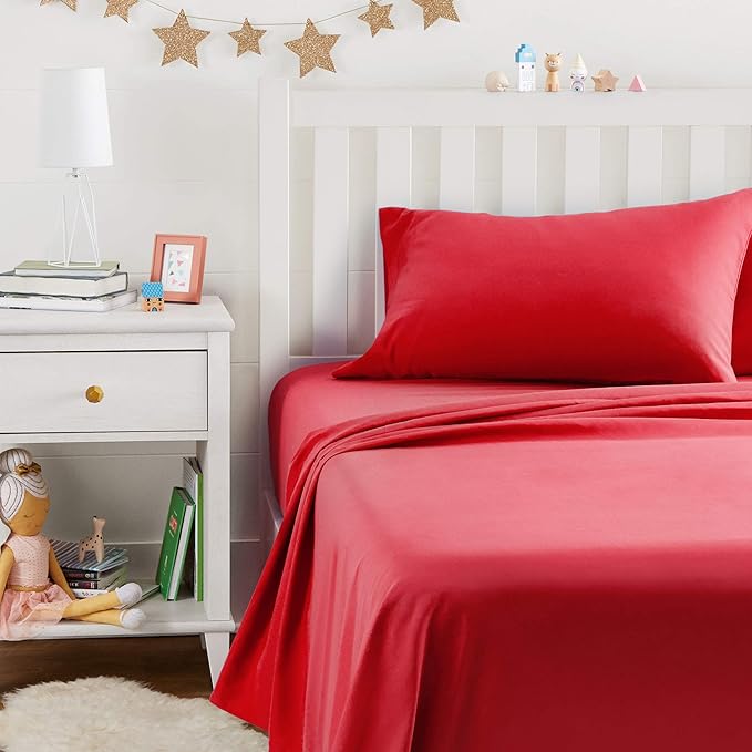 Amazon Basics Kid's Soft Easy-Wash Lightweight Microfiber 3-Piece Sheet Set, Toddler, Red, Solid