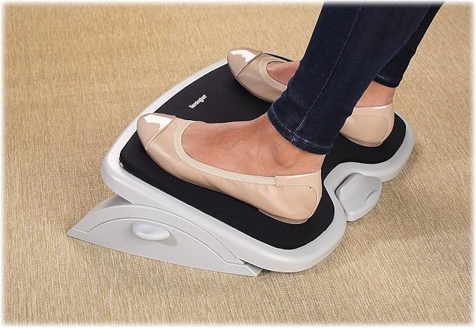 Kensington 56144 Solemate Plus Adjustable Footrest With Foam Pad