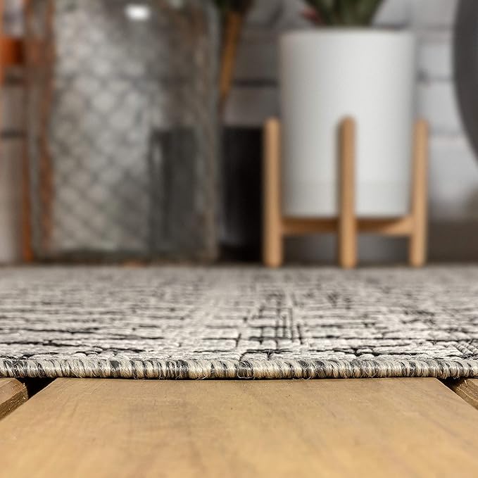 JONATHAN Y SMB108E-214 Ourika Moroccan Geometric Textured Weave Indoor/Outdoor Runner Rug, Bohemian, Scandinavian for Bedroom, Kitchen, Living Room, Easy-Cleaning, Light Gray/Black, 2 ft. x 14 ft.