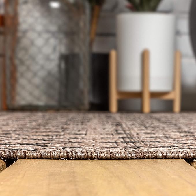 JONATHAN Y SMB108D-5R Ourika Moroccan Geometric Textured Weave Indoor Outdoor Area Rug, Bohemian, Rustic, Scandinavian Easy Clean,Bedroom,Kitchen,Backyard,Patio, Non-Shed, Natural/Black, 5' Round