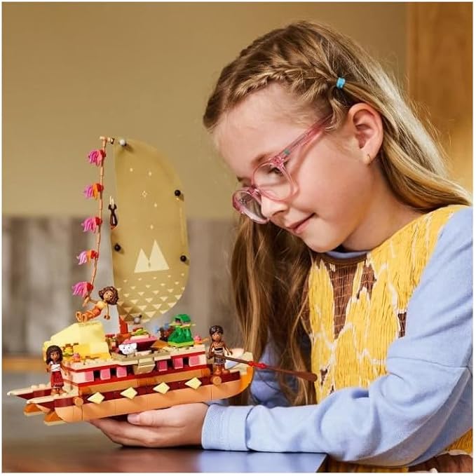 Lego 43270 Moana Canoe Adventure Toy, Toy, Birthday, Present, Blocks, Educational Girls, Boys, Children, 6, 7, 8, 9, Disney Goods, Pretend Play, Pretend Play