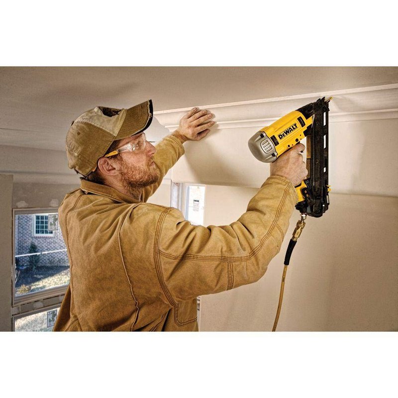 DEWALT Pneumatic Finish Nailer, 15-Gauge, 1/4 in., Corded (DWFP72155)