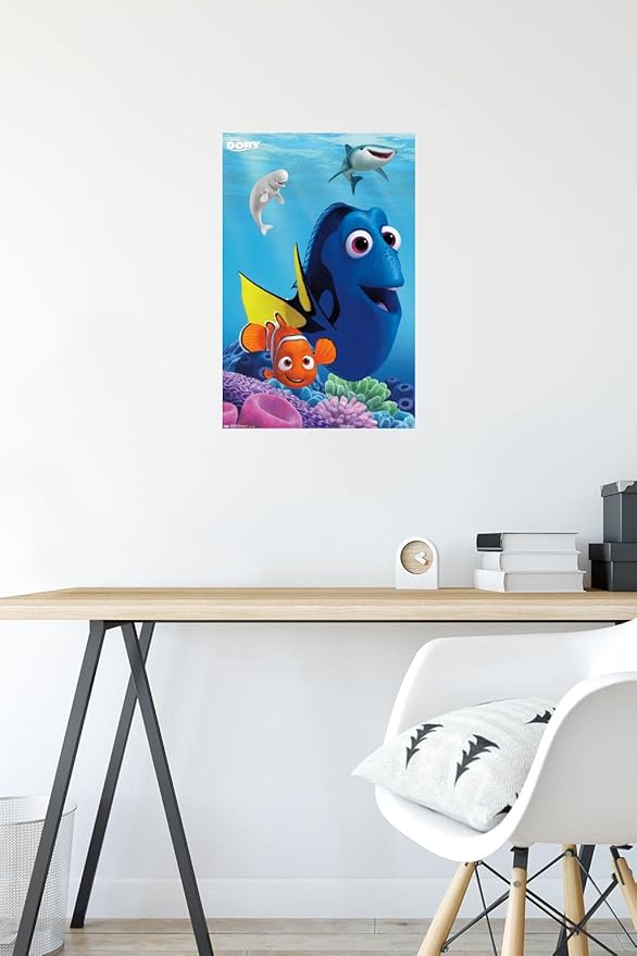 Trends International Disney Pixar Finding Dory - Dory Wall Poster, 14.725" x 22.375", Premium Unframed Version