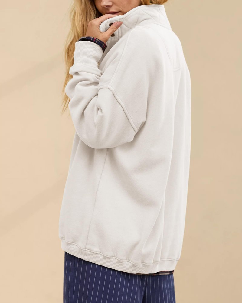 Gacaky Sweatshirt for Women Oversized Casual Long Sleeve Button Henley Neck Pullover Tops Fashion Outfits Clothes White Small