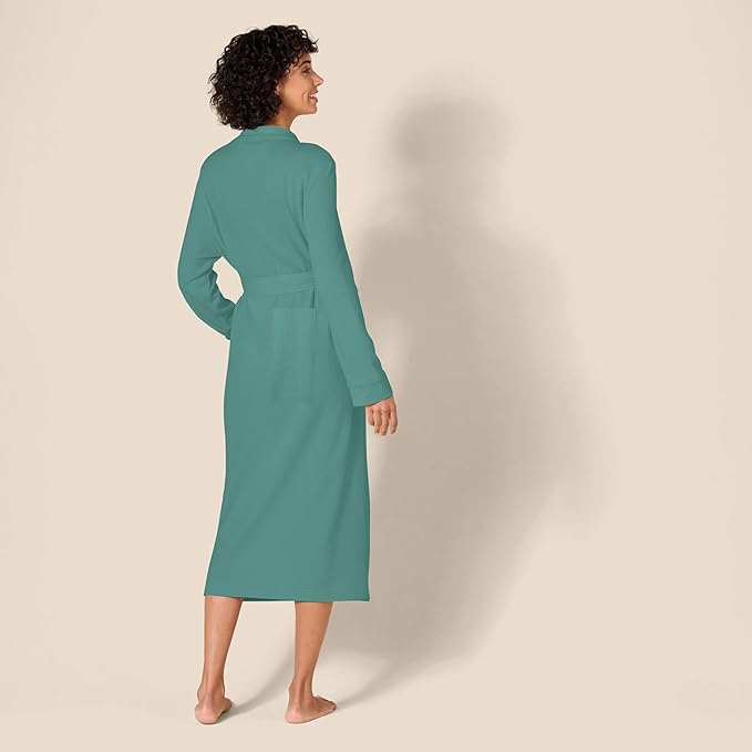 Amazon Essentials Women's Lightweight Waffle Full-Length Robe (Available in Plus Size)