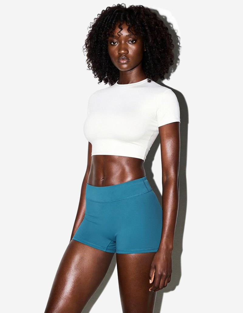 YEOREO Women's Low Rise Biker Shorts 2.5" No Front Seam Zahida Workout Volleyball Gym Yoga Booty Shorts Marine Blue S