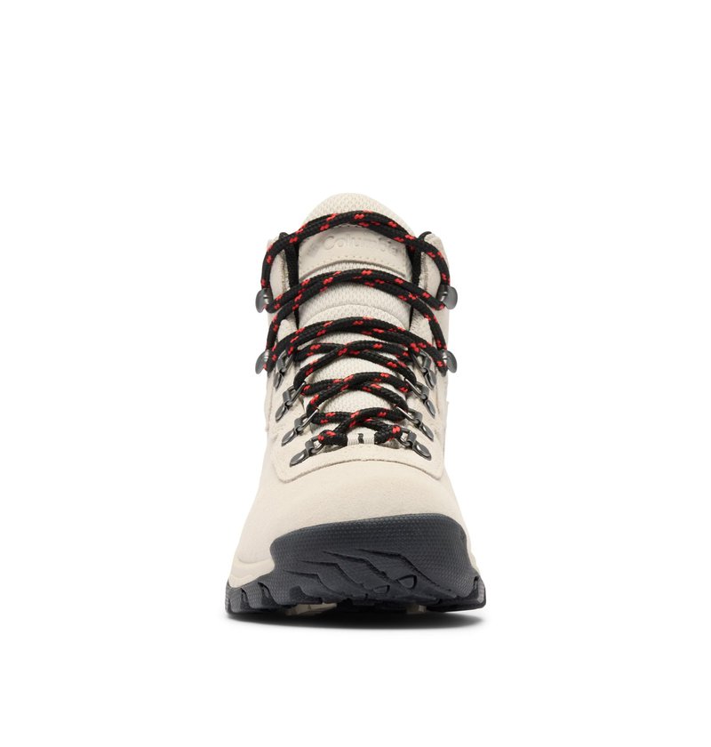 Columbia Women's Newton Ridge Plus Waterproof Amped, Cloud Grey/Poppy Red, 5.5 Wide