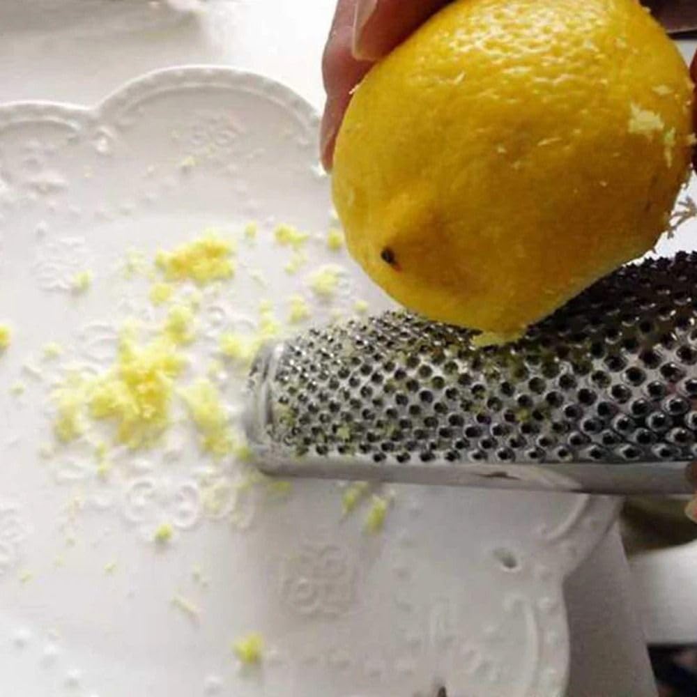 Multifunctional Citrus Ginger Garlic Nut Stainless Steel Nutmeg Grater Grater Kitchen Planer