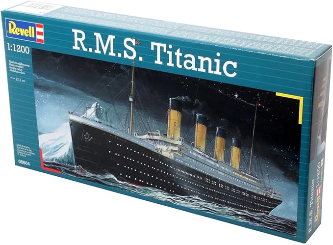 Revell 05804 22.3 cm R.M.S. Titanic Model Kit