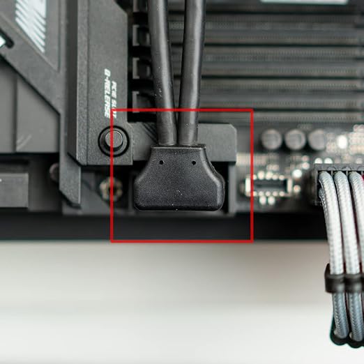 LINKUP USB 3.2 Gen2 Internal Adapter | 20-Pin Header to USB-A | 10Gbps male to female for PC front panel