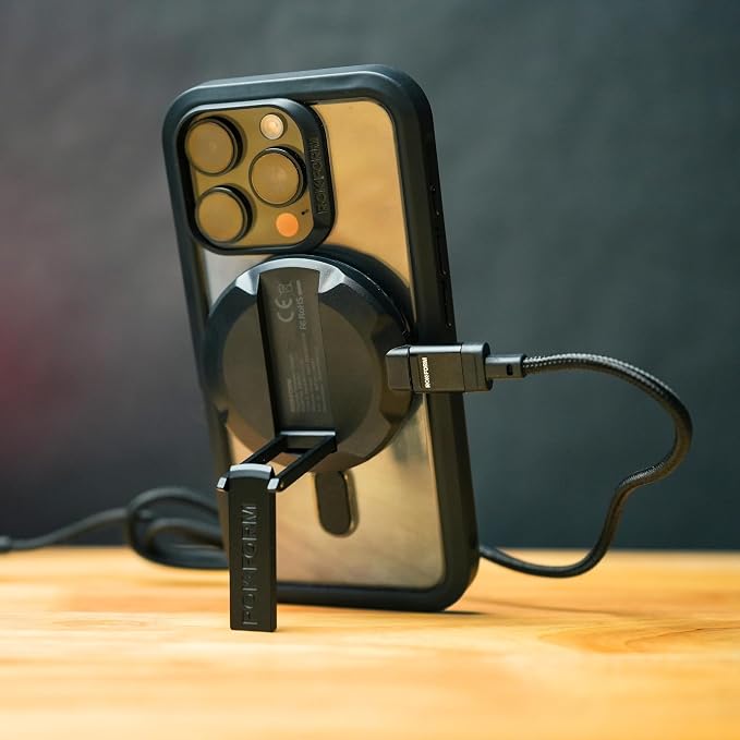 Rokform iPhone 15 Pro Max Crystal + Magnetic Charging Stand
