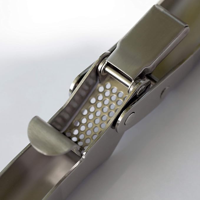MANNKITCHEN High-Capacity Stainless Steel Double-Lever Garlic Press