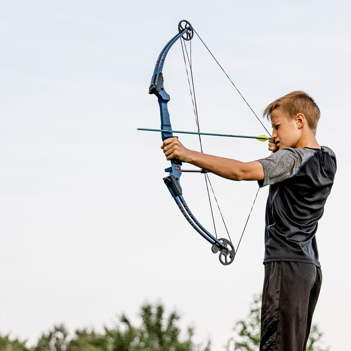 Genesis Archery Original Compound Bow with Adjustable Riser, 15"-30" Draw Length, 10-20 lb Draw Weight, All Skill Levels, Draw Hand - Right, Blue