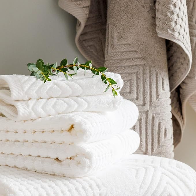 Texere 100% Organic Cotton Diamond Jacquard 700 GSM Luxury Bath Towel Sets - 2 Ultra Soft, Large Bath Towels, 2 Hand Towels, 2 Washcloths (Diamond, Cathedral Gray, 6 Piece)
