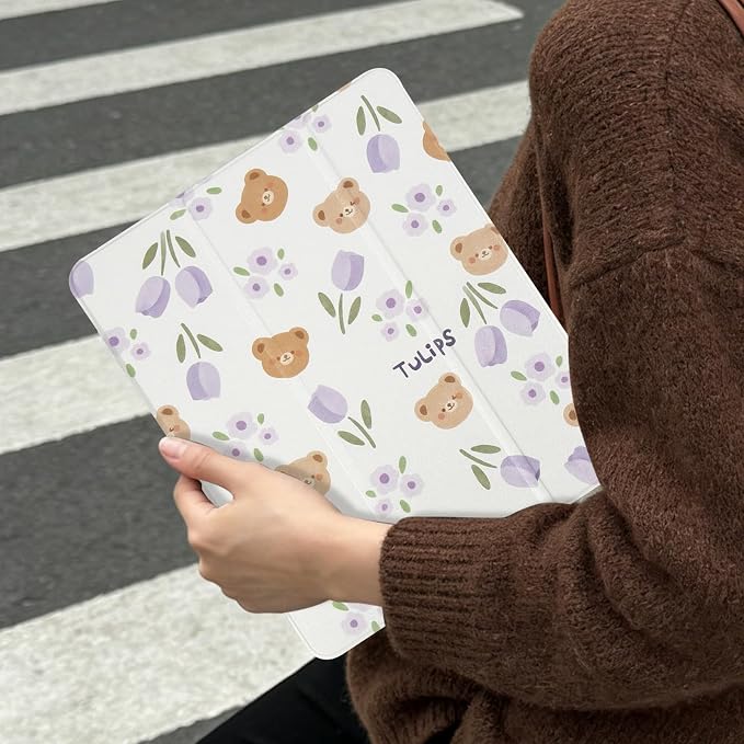 Lovmooful for iPad 9/8/7 Gen Case with Pencil Holder Cute-Bear Flower | Fit for iPad 9/8/7 (10.2-Inch2021/2020/2019 Model9th/8th/7th Generation)Soft TPUTrifold StandProtectiveGirly