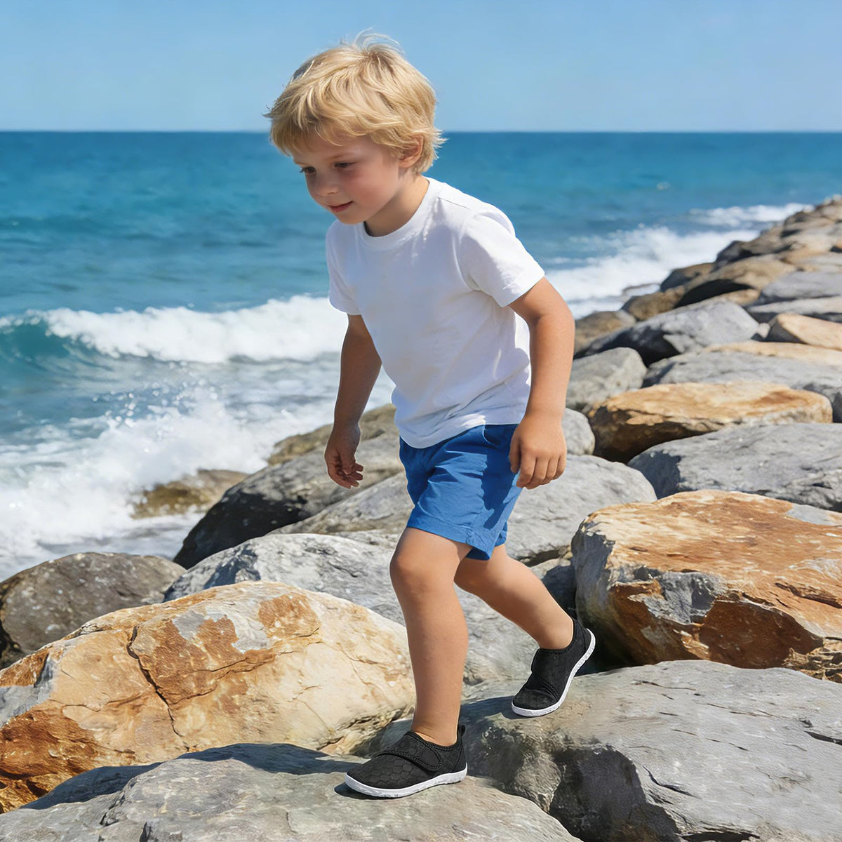 LeIsfIt Toddler Water Shoes Boys Girls Barefoot Aqua Socks Kids Breathable Quick-Dry Swim Shoes for Beach Pool Surf, Dark Grey, 6 Toddler