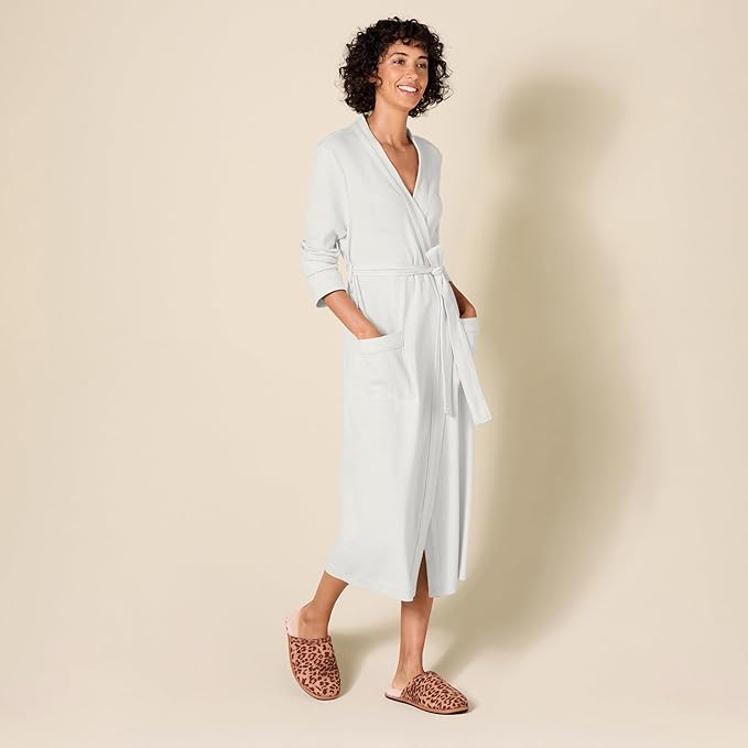 Amazon Essentials Women's Lightweight Waffle Full-Length Robe (Available in Plus Size)
