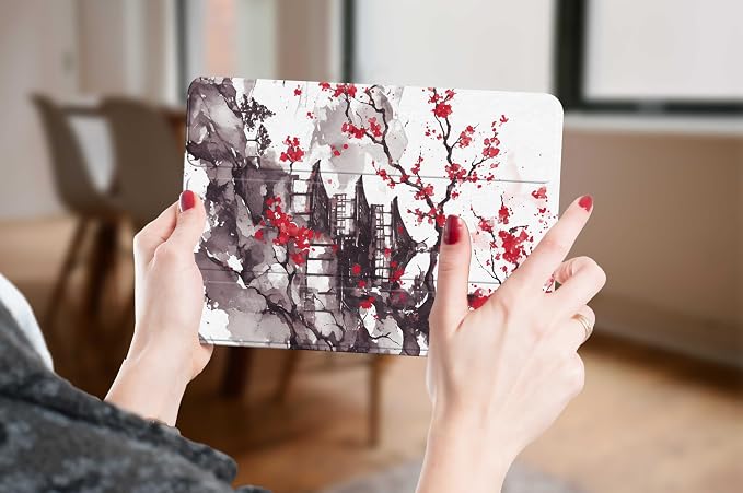 Cover for iPad Pro 10.5 with Pencil Holder Wolf Case for Apple iPad 9th 8th 7th Generation 10.2 Inch iPad Air 3rd Gen Cases Wolves Smart Slim Trifold Stand Protective Cover