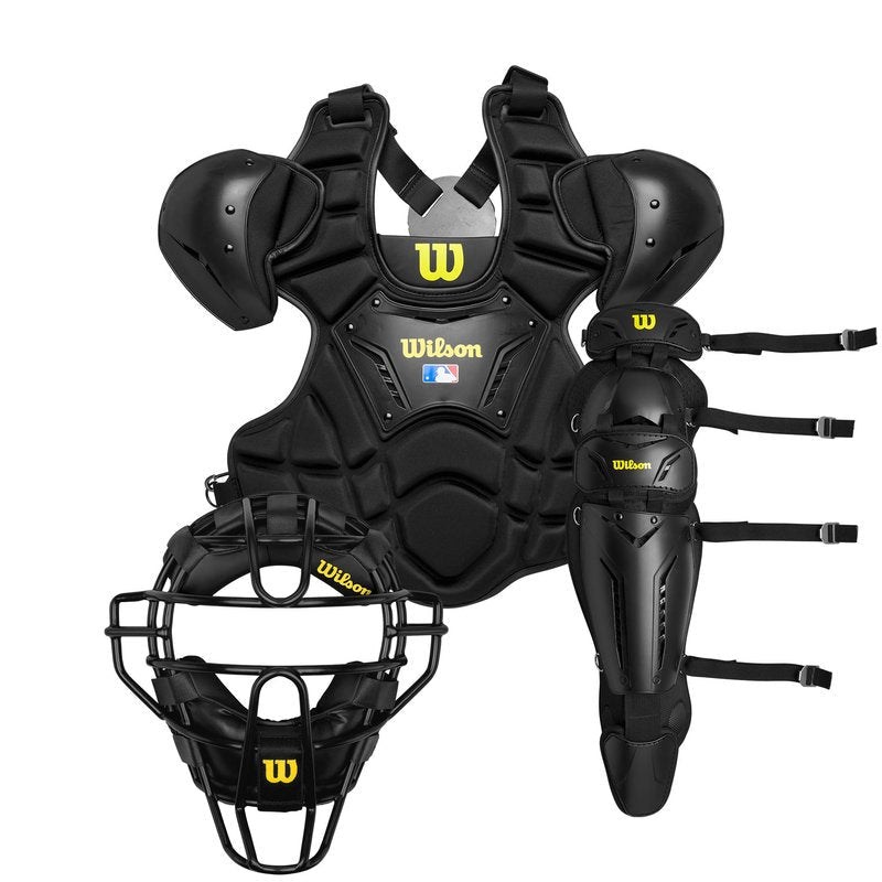 WILSON Knitted Umpire Gear - Black, Small/Medium