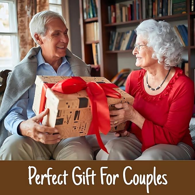 Personalized Growing Old Together Christmas Wooden Plaque, Custom Standing Couple Figurine Gift, Holiday Home Decoration for Parents or Grandparents, Heartfelt Christmas Keepsake
