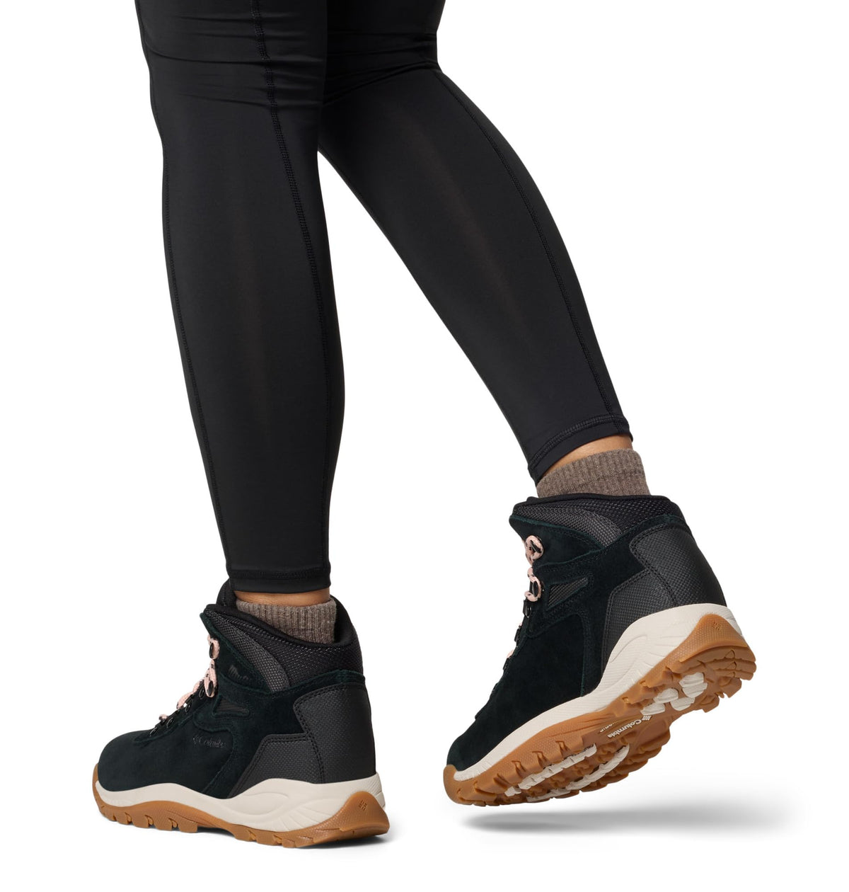 Columbia Womens Newton Ridge Plus Waterproof Amped, Black/Blush Rose, 6.5 Wide