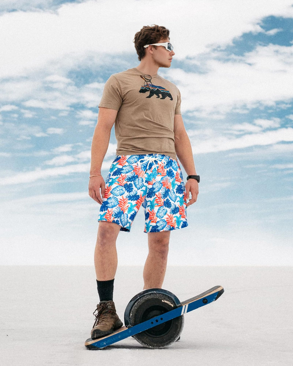 SURF CUZ Mens Swim Trunks with Compression Liner Quick Dry Swim Shorts 7" Swimming Trunks Stretch Zipper Pockets Multi-Colored Leaves Medium