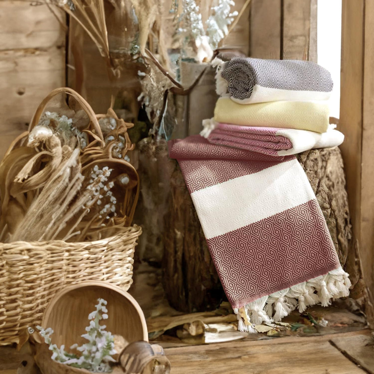 Bazaar Anatolia Turkish Beach Towel, 100% Cotton, 71x39 in, Diamond Maroon