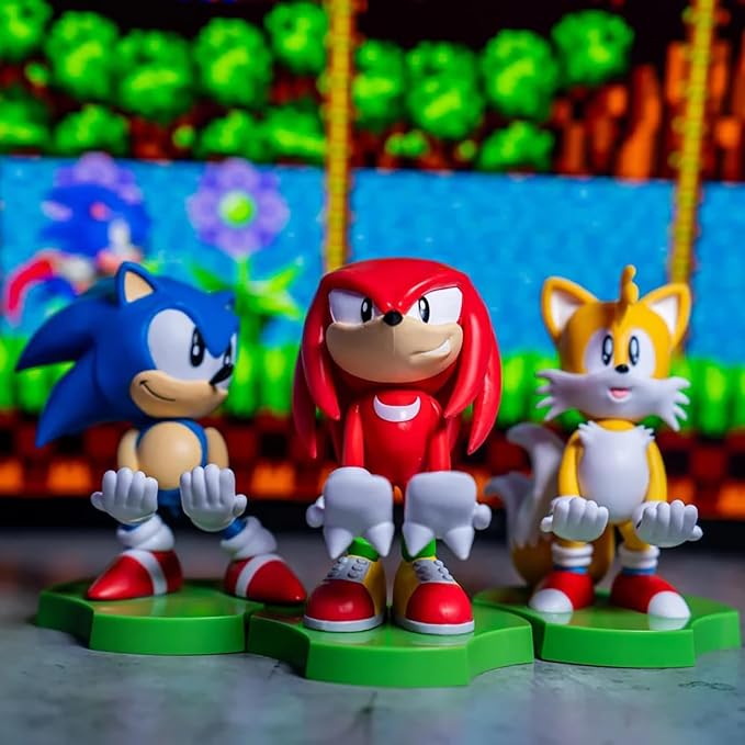 Exquisite Gaming: Holdems: SEGA - Knuckles - Earbud &amp Phone Holder Cable Guys Stand Mini Collectibles with a Twist Classic Sonic Licensed Figure