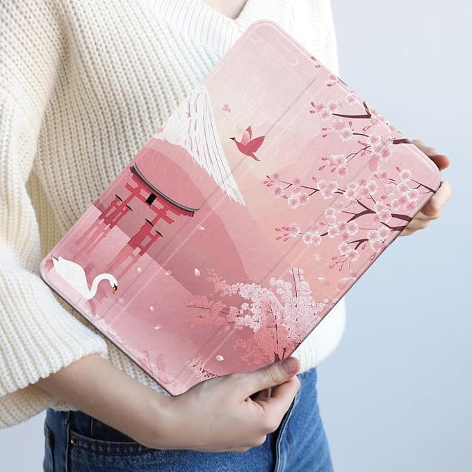Cover for iPad Pro 10.5 with Pencil Holder Wolf Case for Apple iPad 9th 8th 7th Generation 10.2 Inch iPad Air 3rd Gen Cases Wolves Smart Slim Trifold Stand Protective Cover