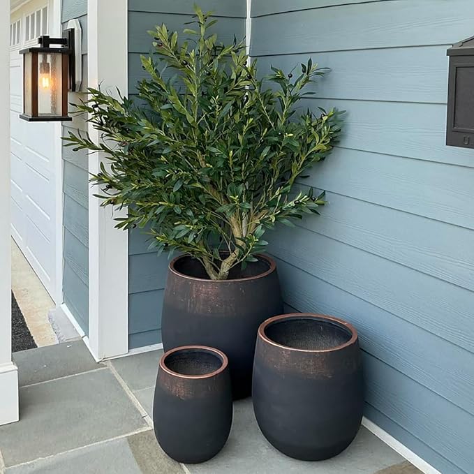 Wallowa 15.5" H Outdoor Concrete Planter, Round Flower Pot with Drainage Hole and Silicone Plug, Plant Container for Garden, Patio, Home, Office, Black, Copper Rim, 1 Pack