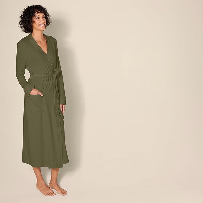Amazon Essentials Women's Lightweight Waffle Full-Length Robe (Available in Plus Size)
