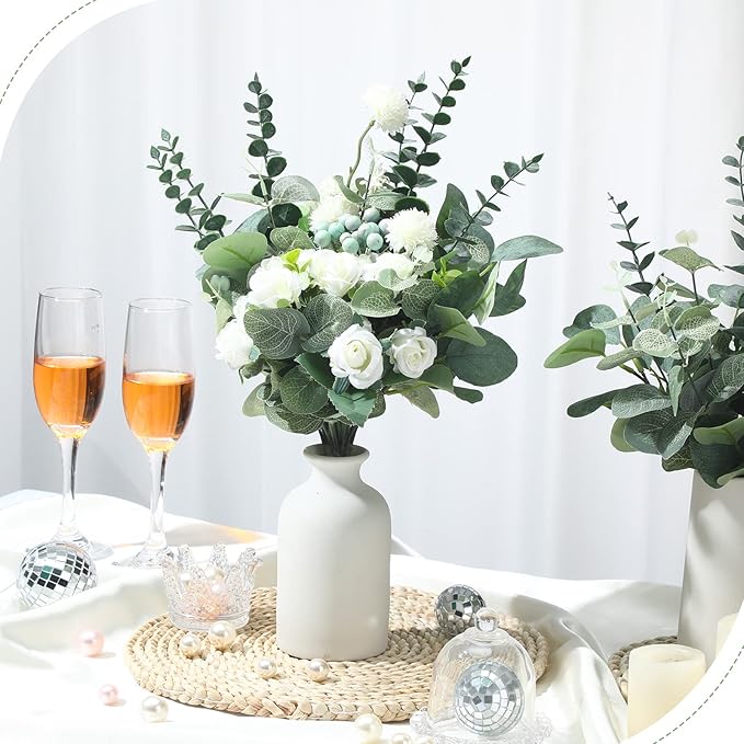 Giegxin 270 Pcs 3 Kinds Mixed Eucalyptus Leaves Stems Bulk Artificial Silver Dollar Leaves Picks Dried Eucalyptus Bundle Faux Spray for Wedding Vase Bouquet Floral Arrangement (Green)