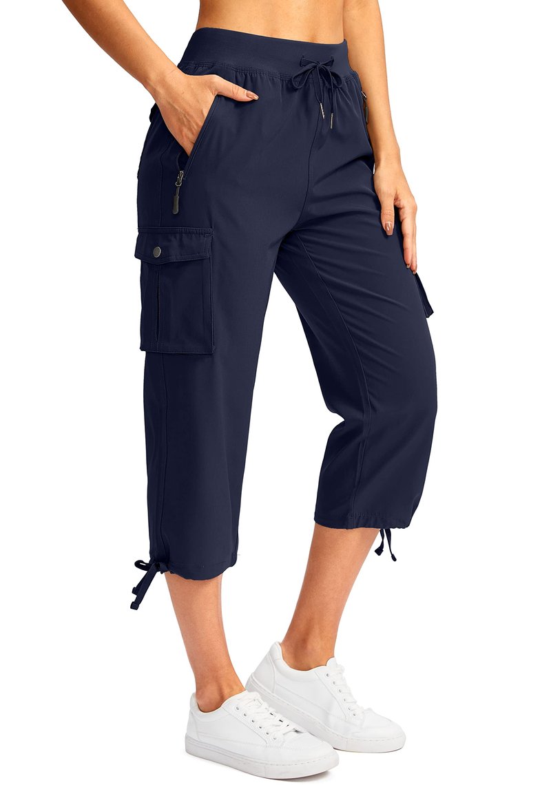 Soothfeel Women's Cargo Capris Pants with 6 Pockets Lightweight Quick Dry Travel Hiking Summer Pants for Women Casual (Navy, XXL)