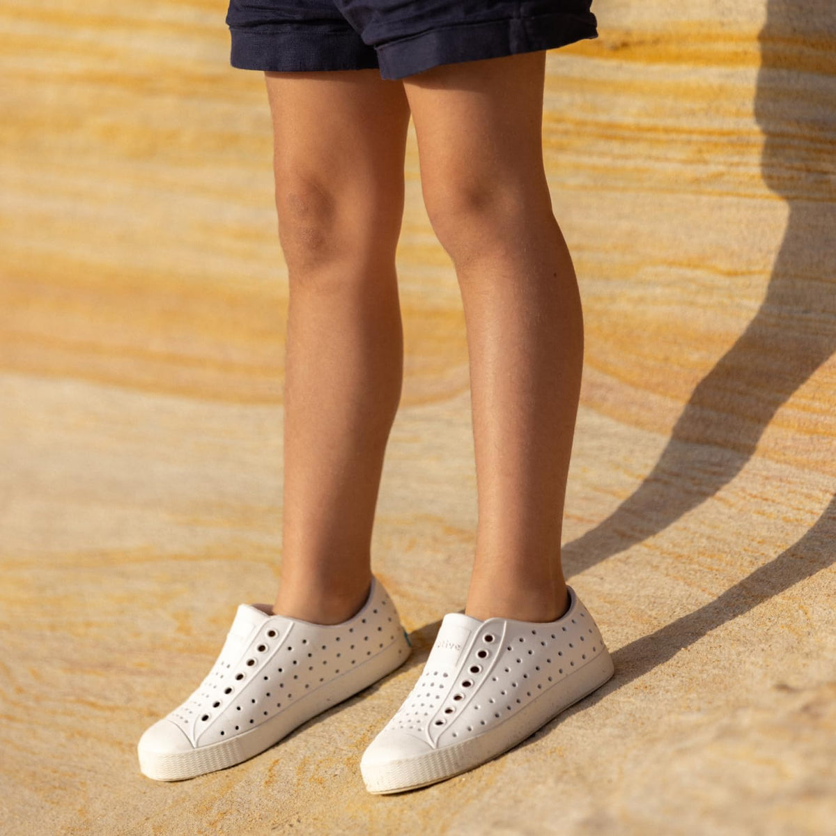 Native Shoes Unisex-Kids Jefferson Sneakers, Aquarius Blue/Shell White, 1 Little Kid