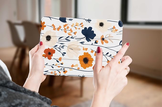 Cover for iPad Pro 10.5 with Pencil Holder Wolf Case for Apple iPad 9th 8th 7th Generation 10.2 Inch iPad Air 3rd Gen Cases Wolves Smart Slim Trifold Stand Protective Cover