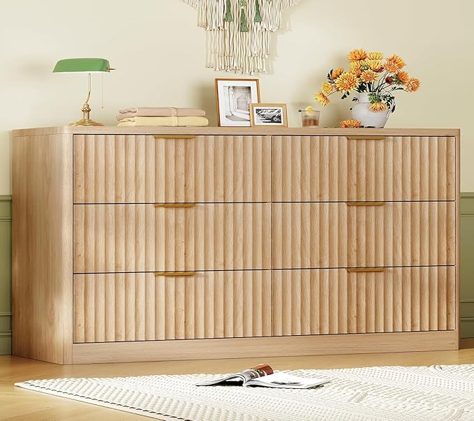 TEENFON Fluted 6 Drawer Dresser for Bedroom, Wide Modern Chest of Drawers with Metal Handle, Curved Profile Design, Wood Closet Clothes Storage Organizer for Bedroom, Living Room, Hallway, Natural