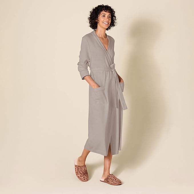Amazon Essentials Women's Lightweight Waffle Full-Length Robe (Available in Plus Size)
