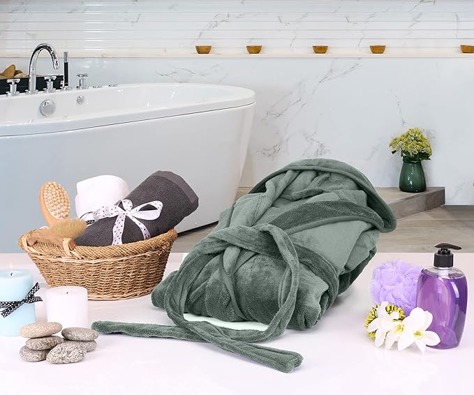 NY Threads Mens Robe with Hood, Luxury Plush Fleece Hooded Mens Bathrobe, Spa Bath Robe for Men