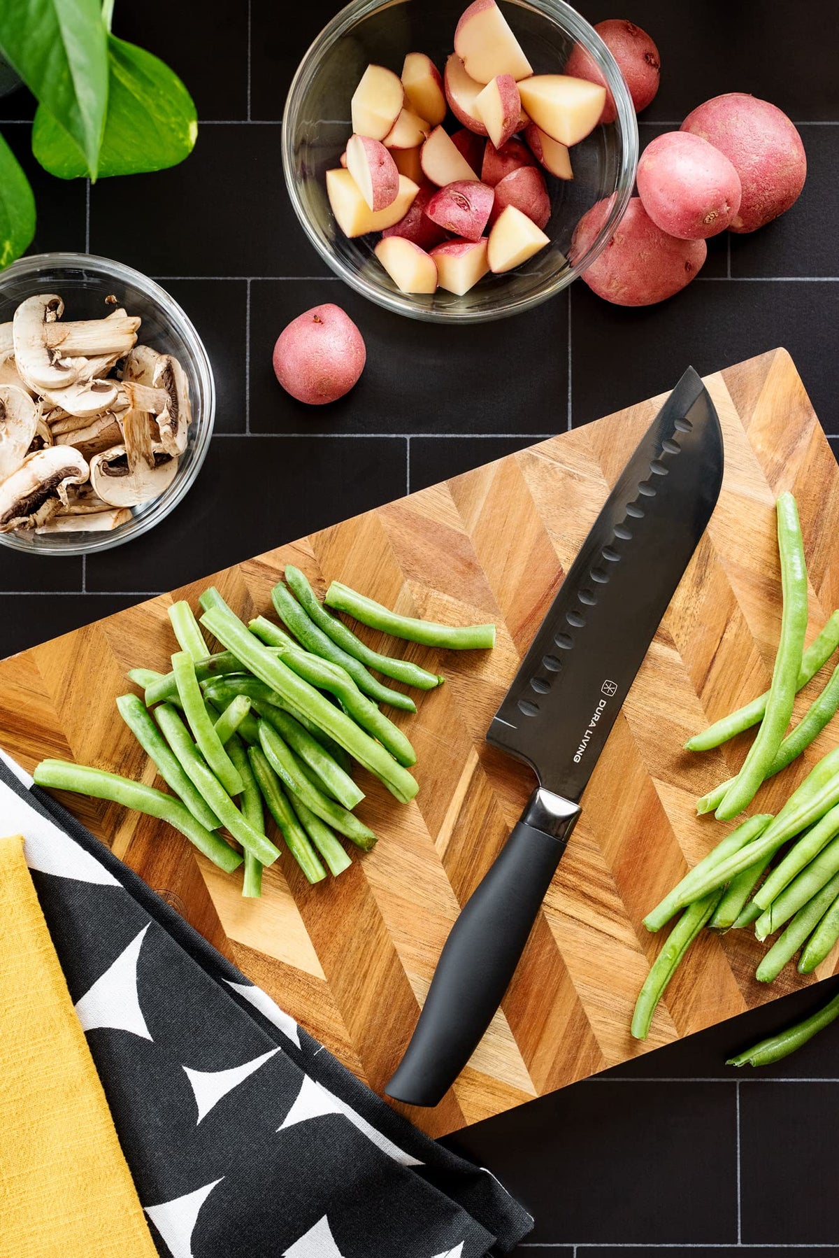 DURA LIVING Santoku Knife - 7 Inch Black Nonstick Titanium Plated Stainless Steel Ultra Sharp Blade, With Ergonomic Comfort Grip Handle Asian Chef's Knife, With Matching Sheath