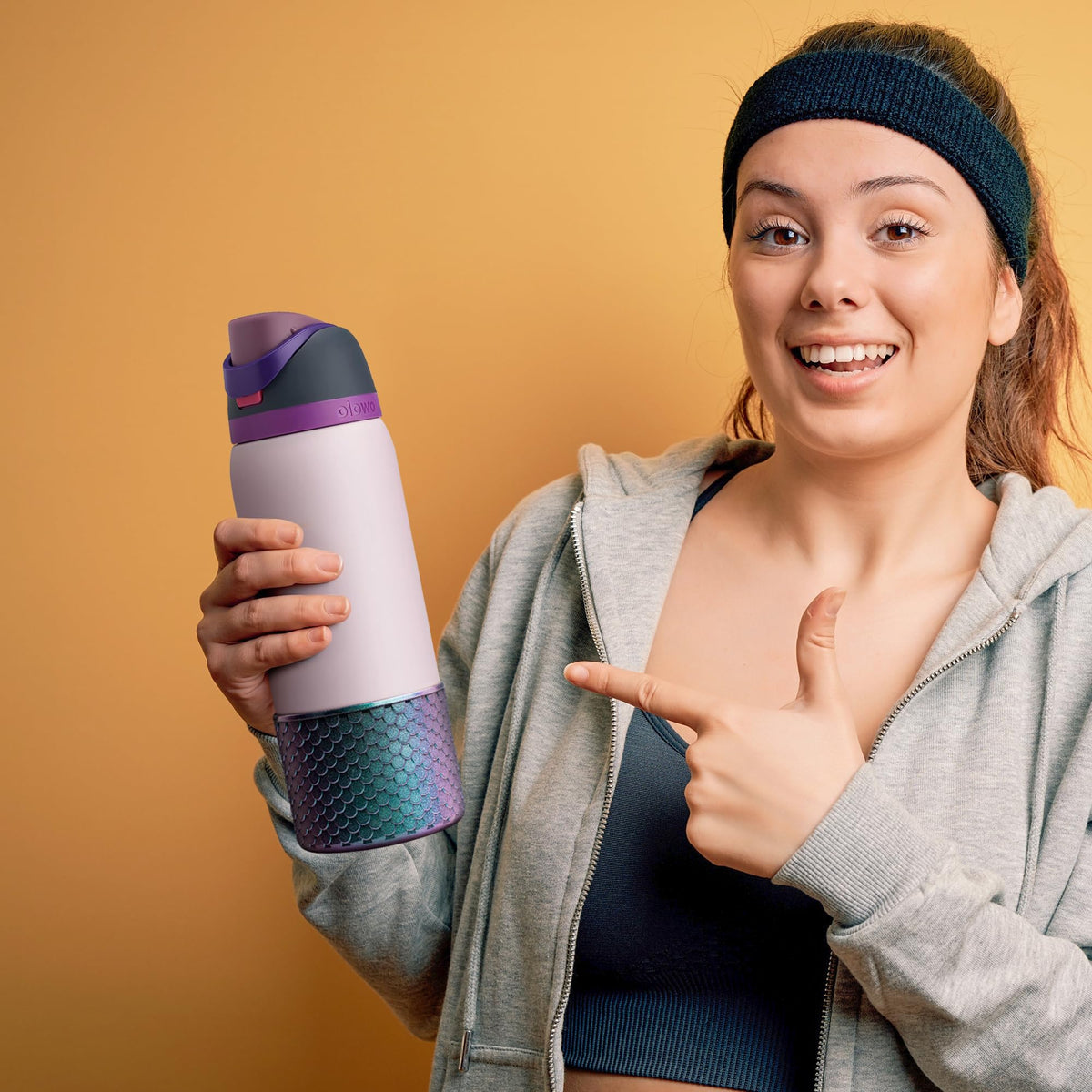 Diumepo Silicone Boot for Owala Water Bottle 24 oz, Anti-Slip Protective Sleeve for Owala Twist,FreeSip and Flip Stainless Steel Water Bottle,BPA Free (Navy)