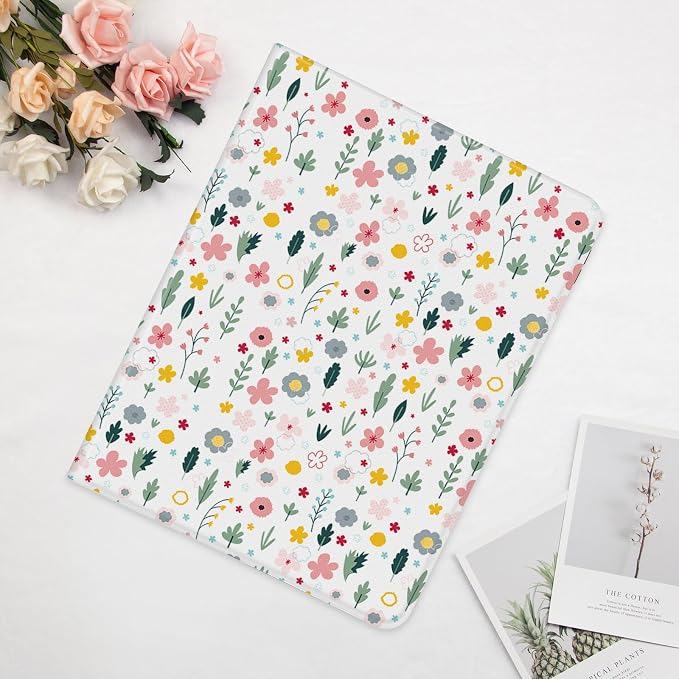 Cute Maple Bear Case for 10.2 iPad 2019/2020/2021(7th/8th/9th Gen) with Pencil Holder Auto Wake/Sleep Leather Soft TPU Back Cover for Women Girls