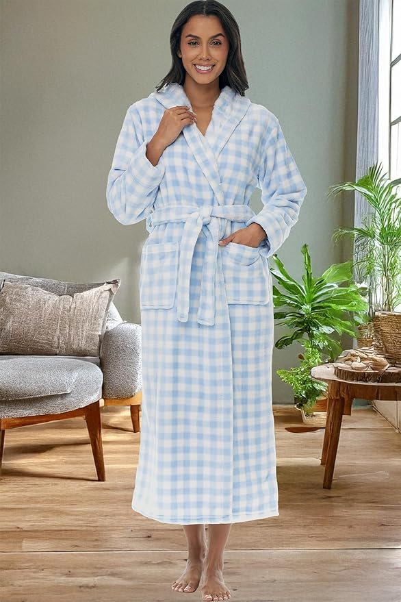 Alexander Del Rossa Womens Robe, Long Plush Bathrobe with Hood, Hooded Robes for Women Plus Size Bath Robe