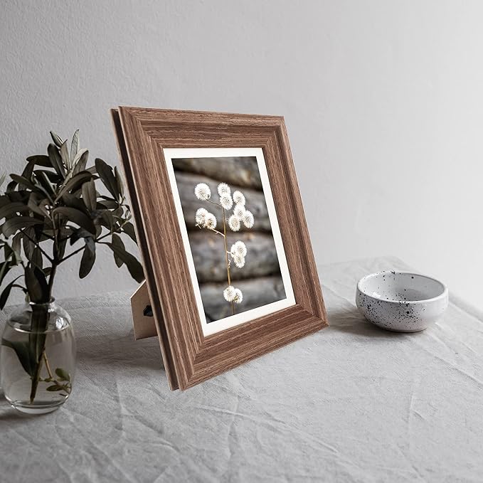 GraduationMall 5x7 Wooden Picture Frames,Display Photos 4x6 with Mat or 5x7 Without Mat,Real Glass,Wall or Tabletop Display,Rustic Brown Set of 2