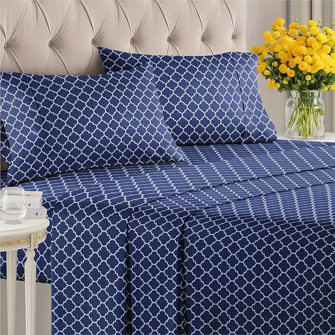 Blue Geometric Bed Sheets - 1 Flat & 1 Fitted Sheet & 2 Pillowcases w/ Deep Pockets – Wrinkle & Fade Free- Ultra-Soft, Breathable & Cooling - Luxury Moroccan Bed Set – Cal King Size - Navy Quatrefoil
