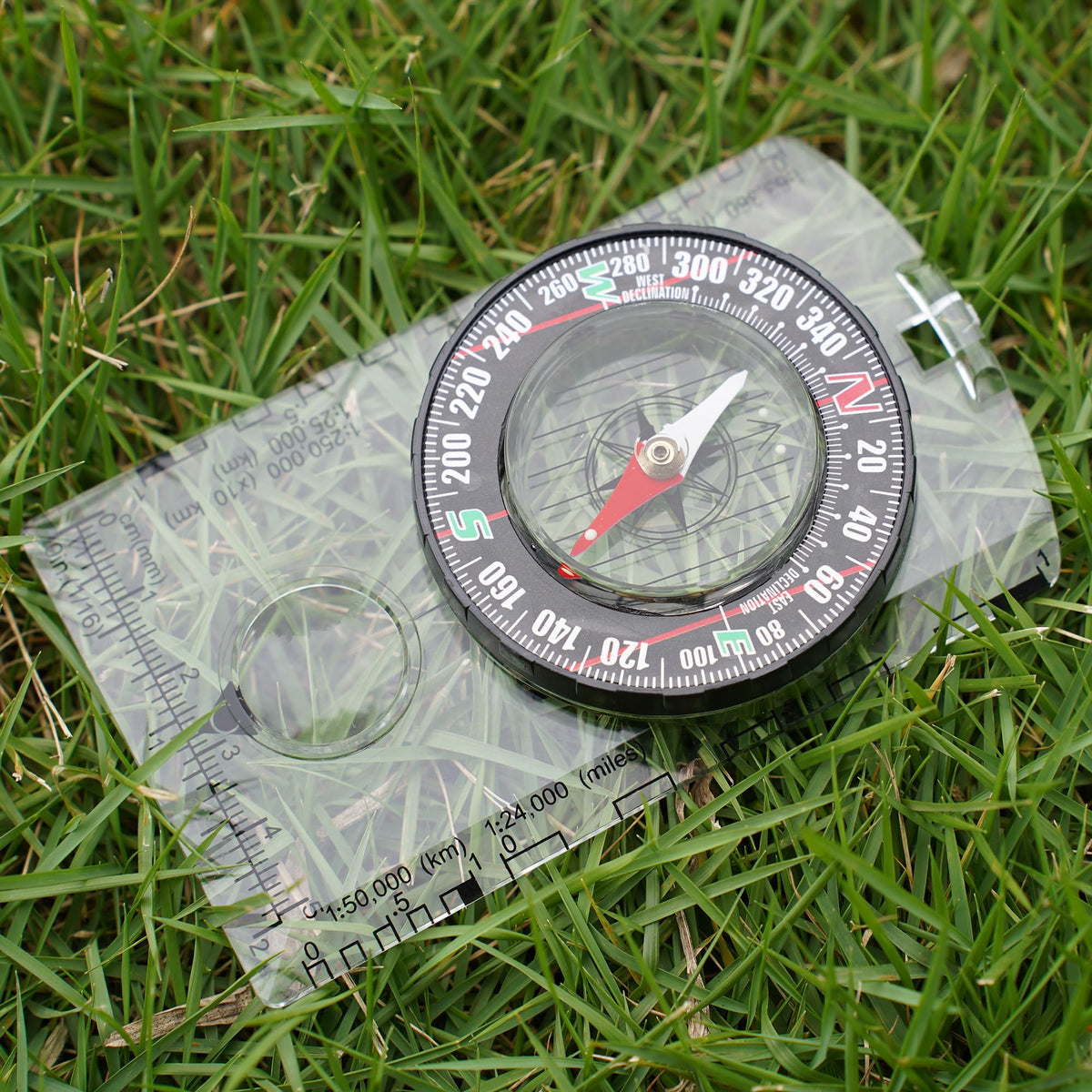 4 Pcs Outdoor Compass with Adjustable Declination,Magnifier,Ruler,Scale. Multifunctional Orienteering Waterproof Compass for Map Reading, Navigation, Hiking (4 Pack Transparent)
