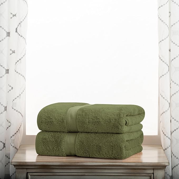 Superior Egyptian Cotton Pile Bath Towel Set of 2, Ultra Soft Luxury Towels, Thick Plush Essentials, Absorbent Heavyweight, Guest Bath, Hotel, Spa, Home Bathroom, Shower Basics, Forest Green