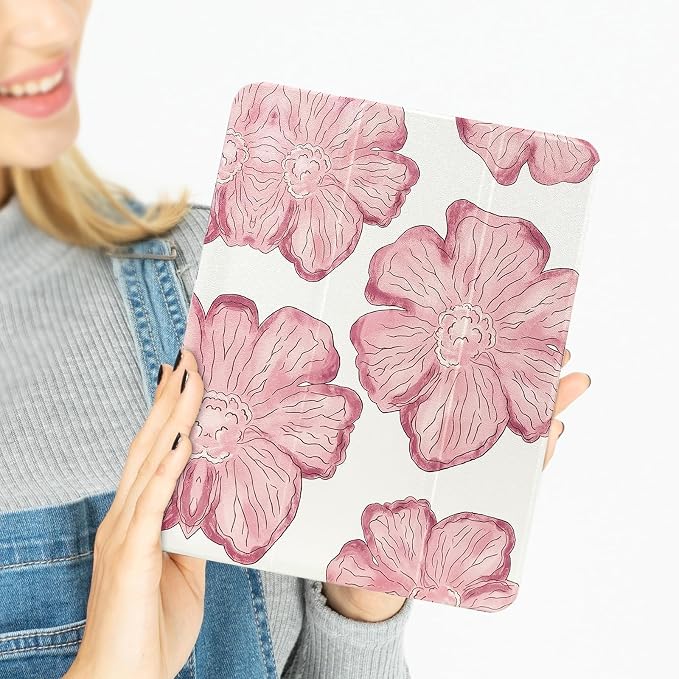 Lovmooful for iPad 9/8/7 Gen Case with Pencil Holder Cute-Bear Flower | Fit for iPad 9/8/7 (10.2-Inch2021/2020/2019 Model9th/8th/7th Generation)Soft TPUTrifold StandProtectiveGirly